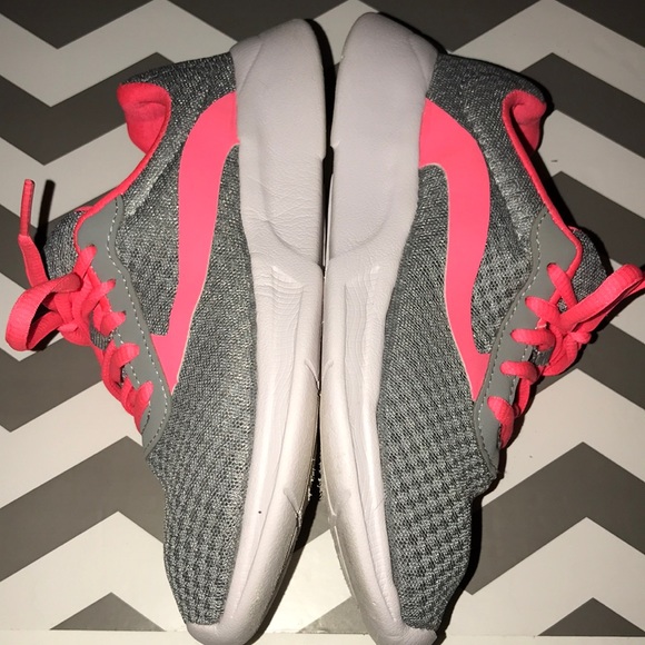 Athletic Works mesh sneakers - Picture 6 of 10